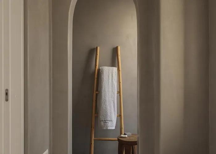 Casa Botanica - Heather